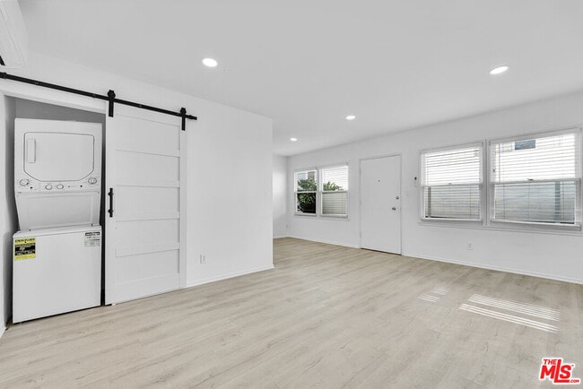 Photo - 926 N Spaulding Ave Unit 3