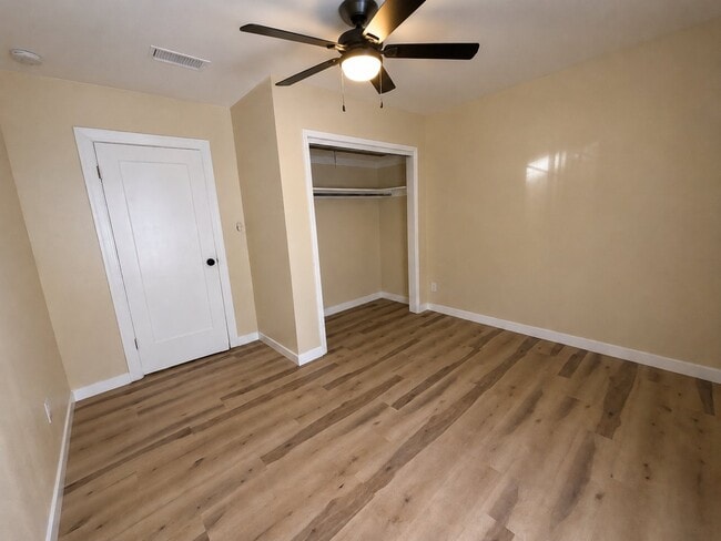 Photo - 2132 W 84th Pl Unit House