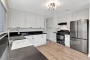 Photo - 525 Smilax Rd House