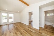 Photo - 1 Bedroom in Oceanside! House