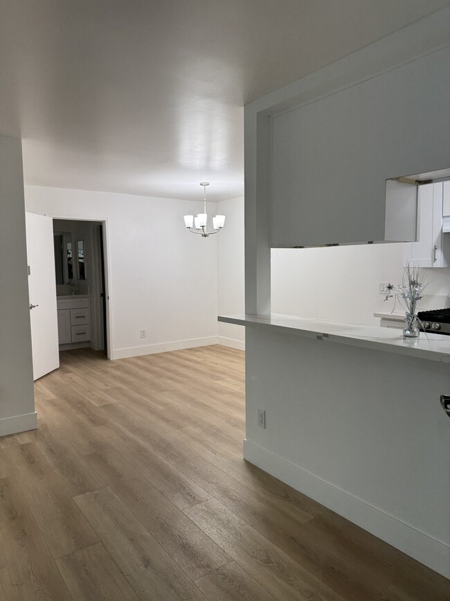 Photo - Covina Plaza Apartments