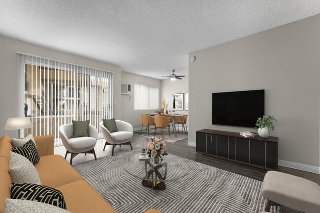 Photo - Racquet Club Apartments