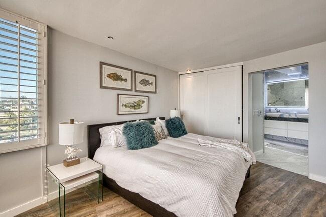 Photo - Gorgeous Home in Secured High-rise Buildin...