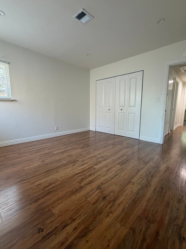 Bedroom 2 - 3052 Honolulu Ave Unit B