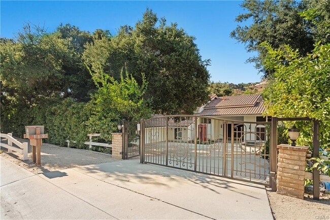 Photo - 119 Bell Canyon Rd House