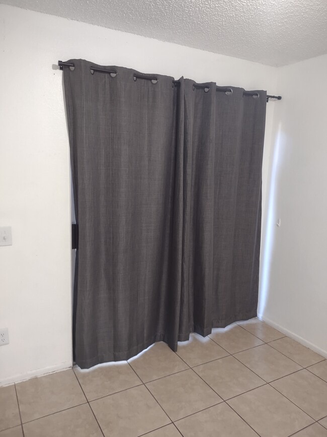 Photo - 1041 W Francis St Unit B
