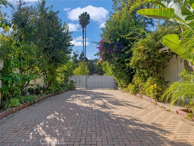 Photo - 5020 Topanga Canyon Blvd