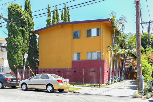 Building Photo - 4052 Chevy Chase Dr Unit 7