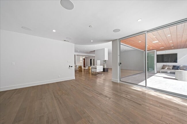 Photo - 1455 S Castello-