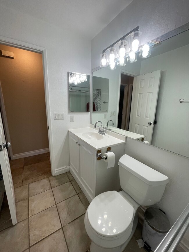 Photo - 620 E Lexington Ave Unit All Utilities Included