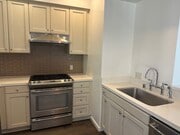 Photo - 1625 Granville Ave Unit #302