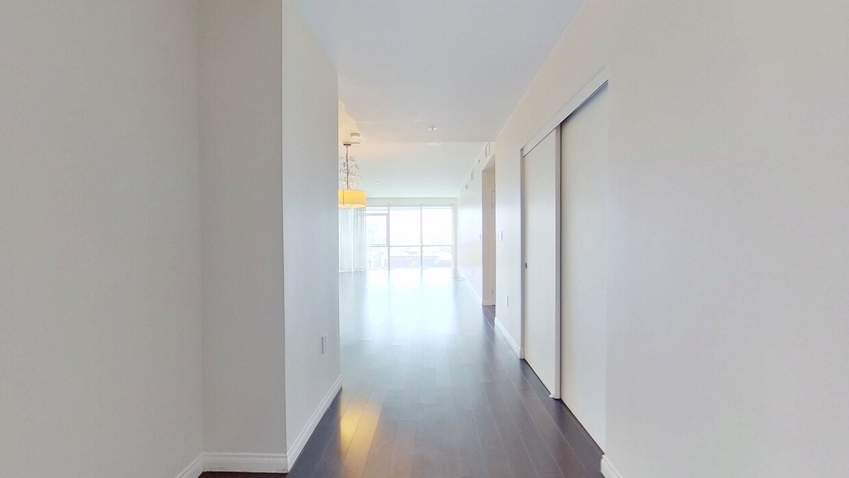3D Tour - 3785 Wilshire Blvd Condo Unit 1203