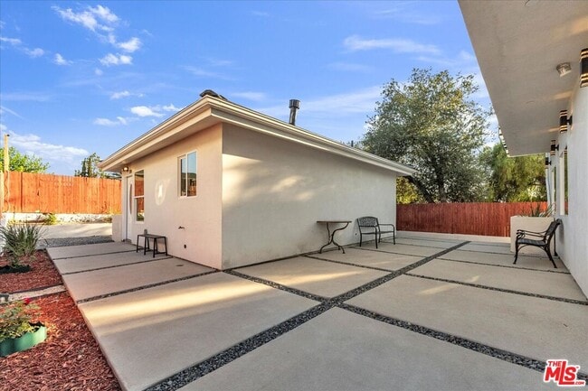 Photo - 10349 Hillhaven Ave