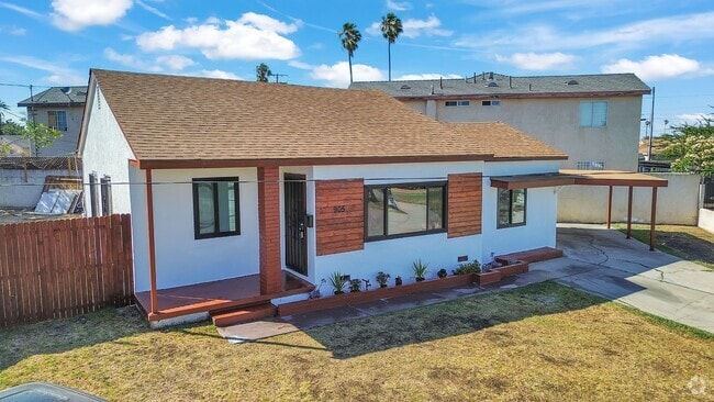 Building Photo - 905 N Albertson Ave Rental