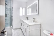 Photo - 722 Lincoln Blvd Apartment Unit 3