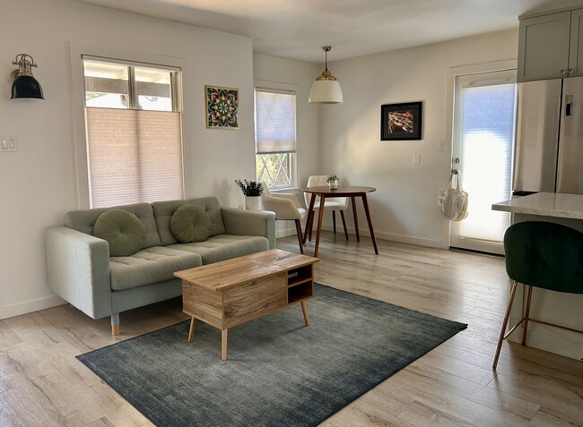 Photo - 3120 1/2 Madera Ave
