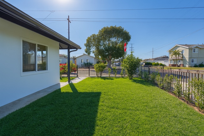 Photo - 4522 W 156th St