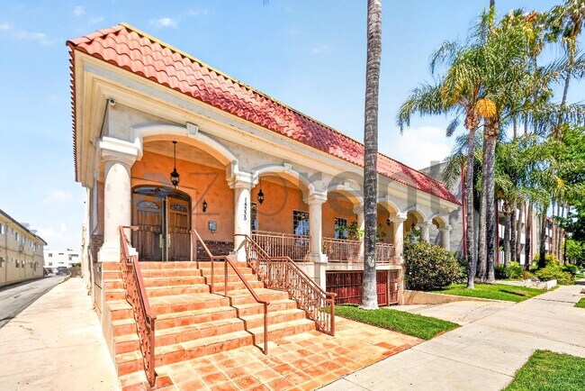 Photo - 14335 Huston St