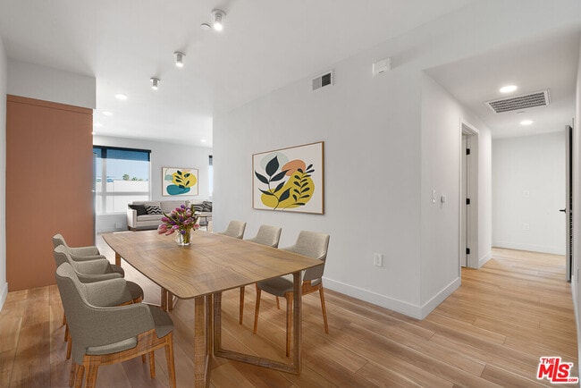 Photo - 10601 Washington Blvd Unit 309