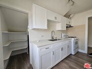 Photo - 138 N Kingsley Dr