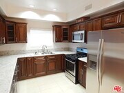 Photo - 2018 Hillcrest Dr