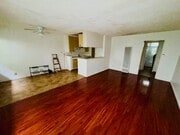 Photo - 610 N Wilton Pl Unit 3
