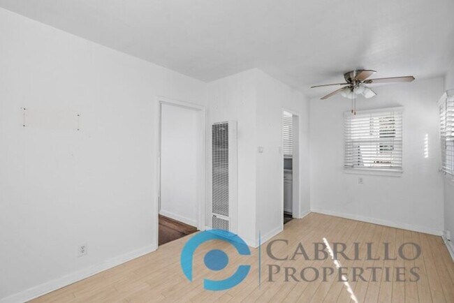 Photo - 4332 Cleveland Ave