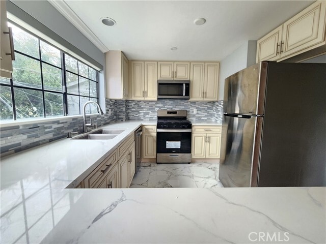 Building Photo - 21213 De La Guerra St