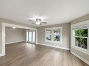Photo - Charming 2BD/1BA Condo in University Heigh... Unit 4212