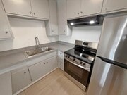 Photo - 415 E Cedar Ave Apartment Unit L