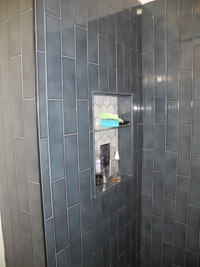 Photo - 1934 Henderson Ave Unit 1934 Henderson