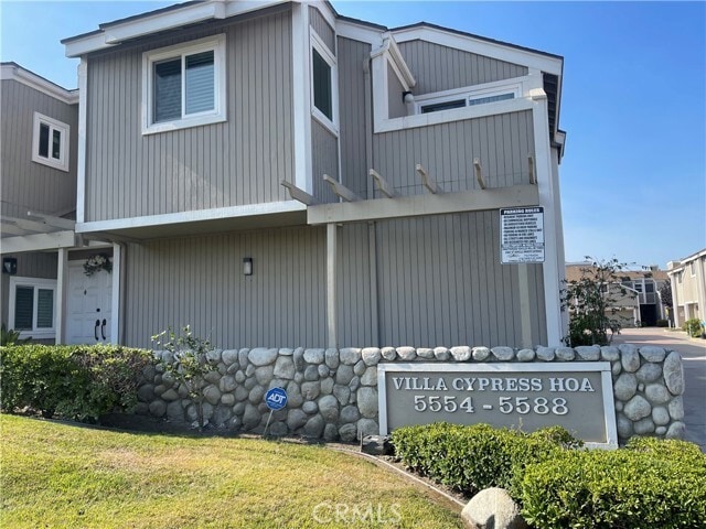 Building Photo - 5586 Orange Ave Rental