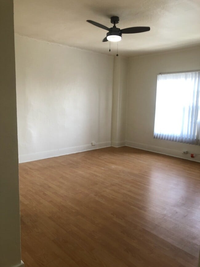 Photo - 2401 W Main St