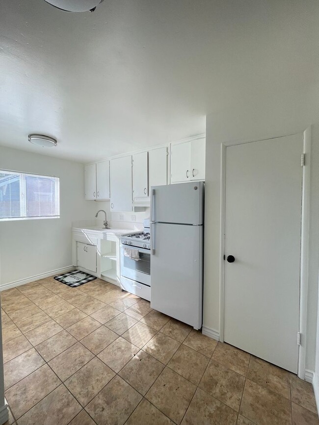 Photo - One Bedroom Southside Apartment with Garage!