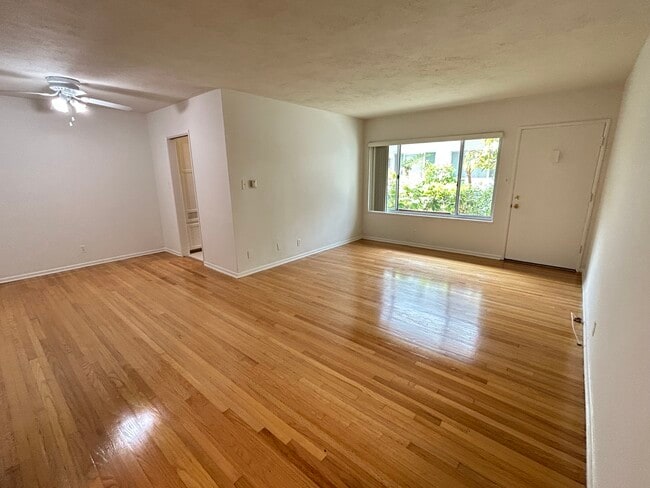 Building Photo - 1041 Euclid St