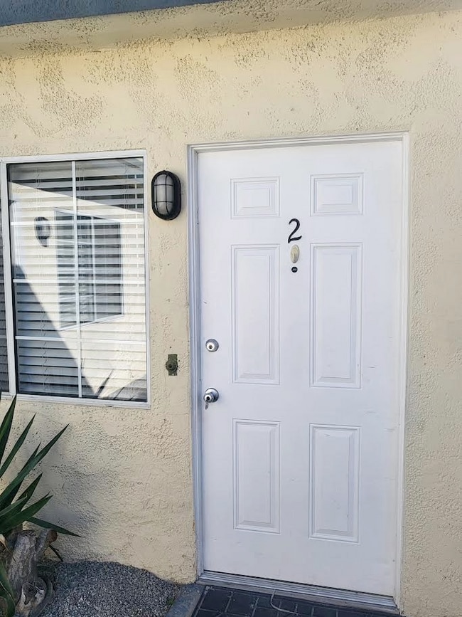 Photo - "Chic Palm Springs Retreat: 2BR/2BA" Unit 2