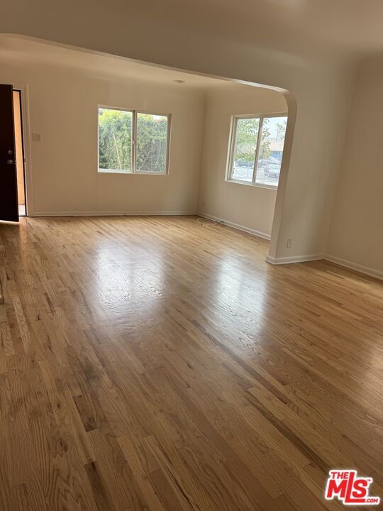 Photo - 831 Wilcox Ave