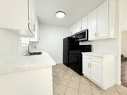 Photo - 1343 W 36th St Unit 2