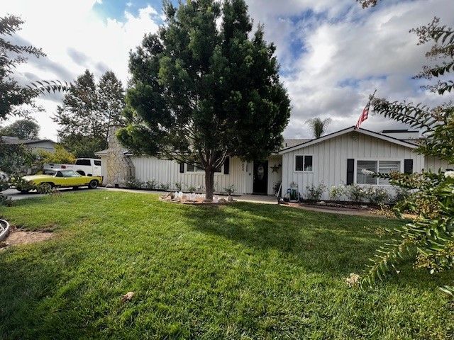 Photo - 1052 Calle Jazmin