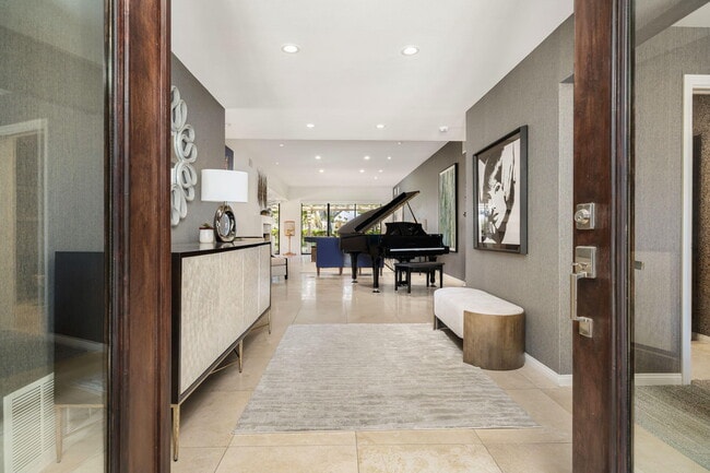 Photo - 27 Stanford Dr