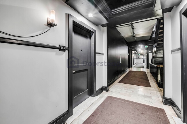 Photo - 460 S Spring St Unit 309