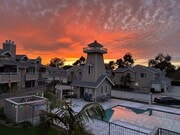 Photo - Stunning Upper End House Unit FULLY FURNISHED un...