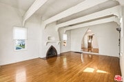Photo - 2613 Cloverfield Blvd