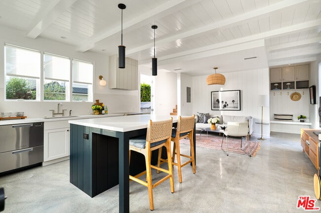 Photo - 16017 Ysidro Pl