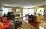 Photo - 1046 Southern Hills Dr House