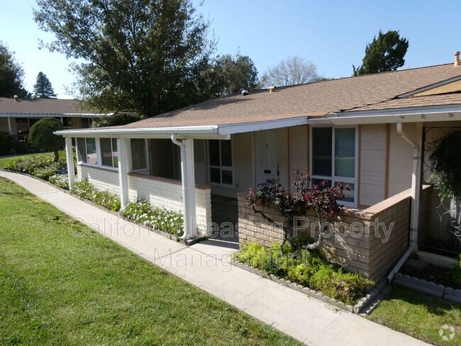 Building Photo - 26751 Whispering Leaves Dr Rental