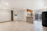 Photo - 23101 Lanark St