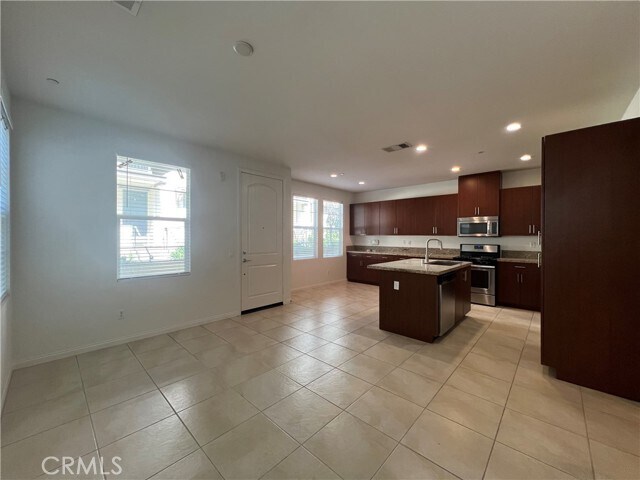 Photo - 905 N Purple Sage Dr Unit F