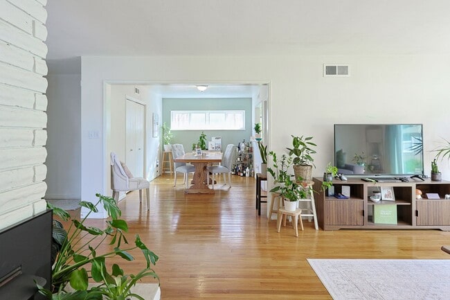 Photo - 3-Bed, 2-Bath Home on Large Lot in Prime San Diego Location