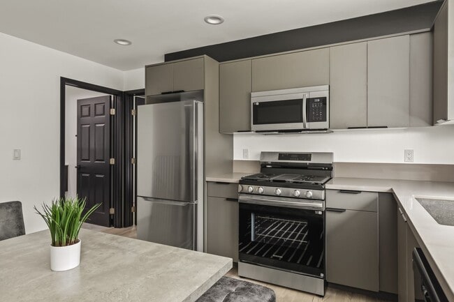 Photo - 10773 Ashton Ave Unit Single Room - 1